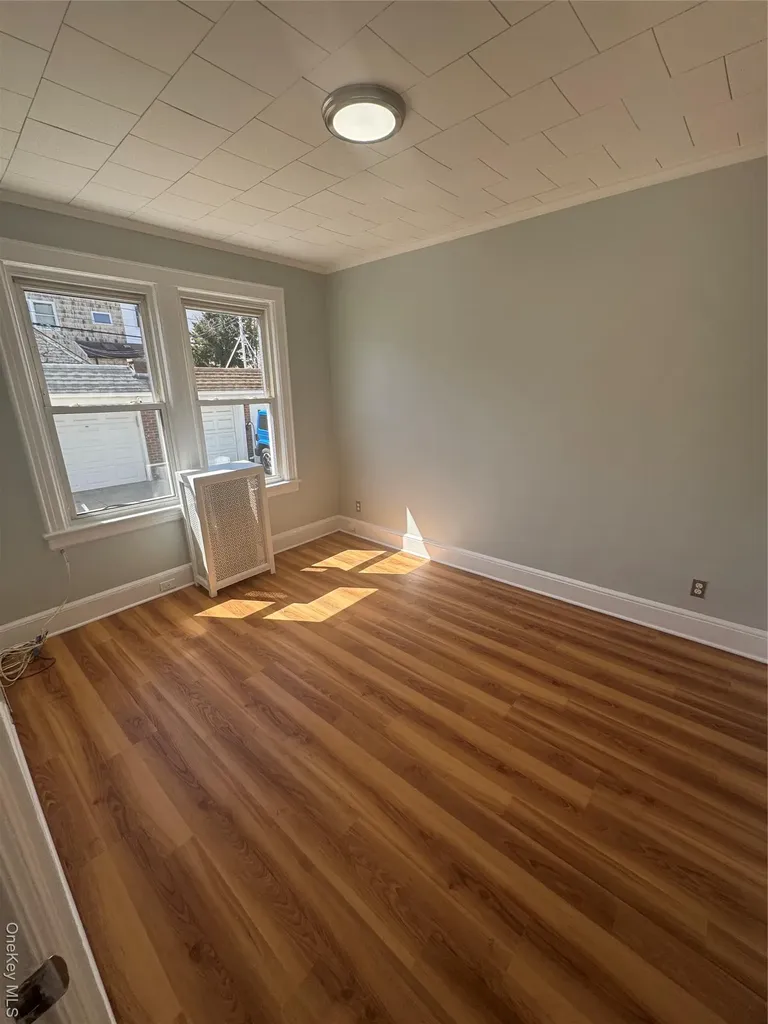 7834 79th Street Glendale NY 11385