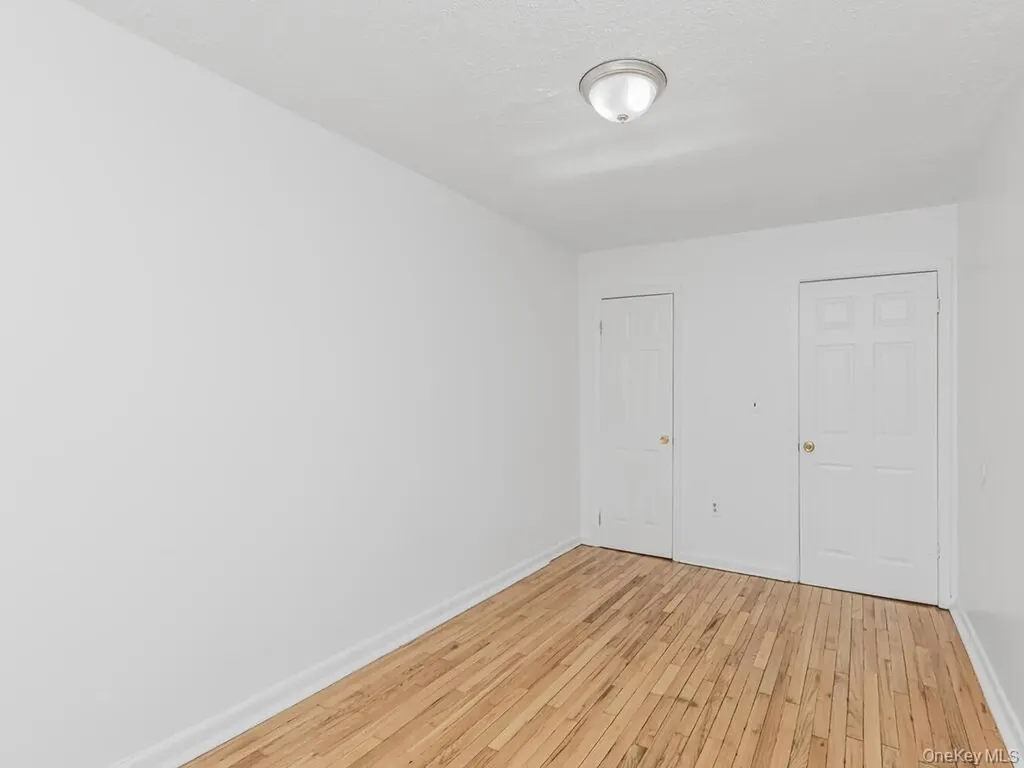 724 A E 223rd Street Bronx NY 10466
