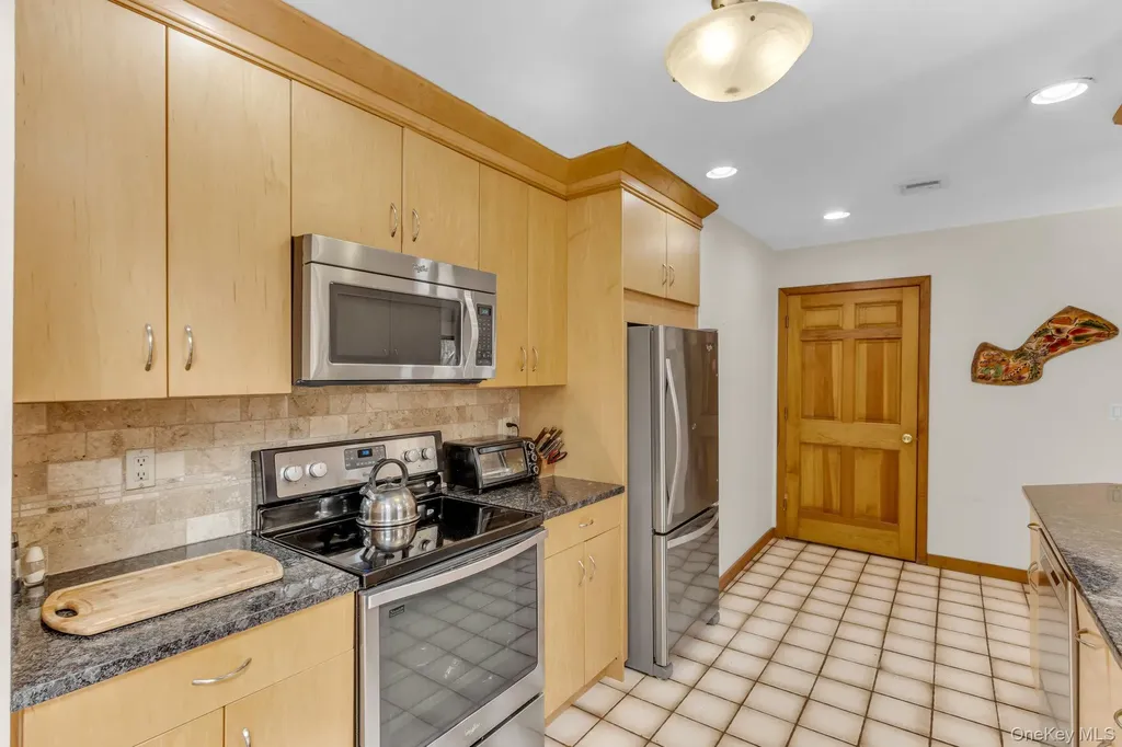21 Sager Lane Brewster NY 10509