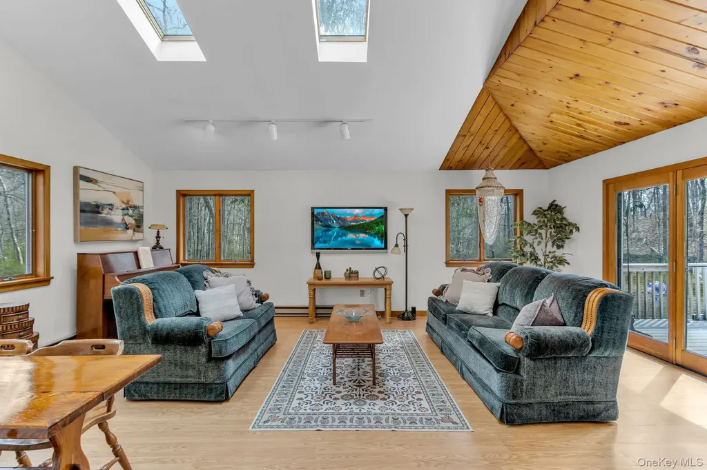 21 Sager Lane Brewster NY 10509