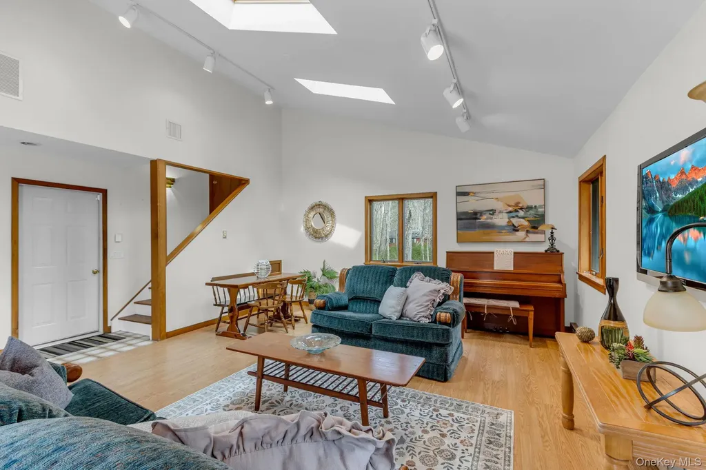 21 Sager Lane Brewster NY 10509