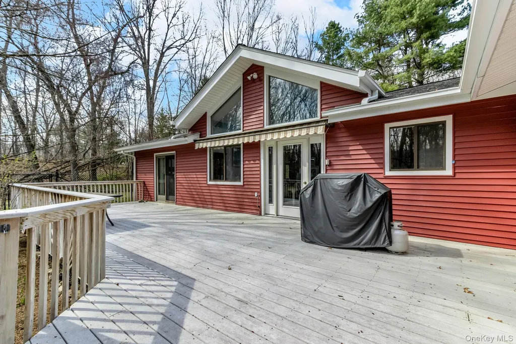 21 Sager Lane Brewster NY 10509