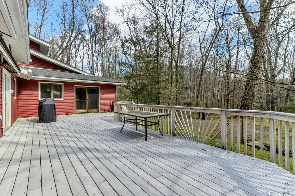 21 Sager Lane Brewster NY 10509