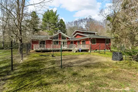 21 Sager Lane Brewster NY 10509