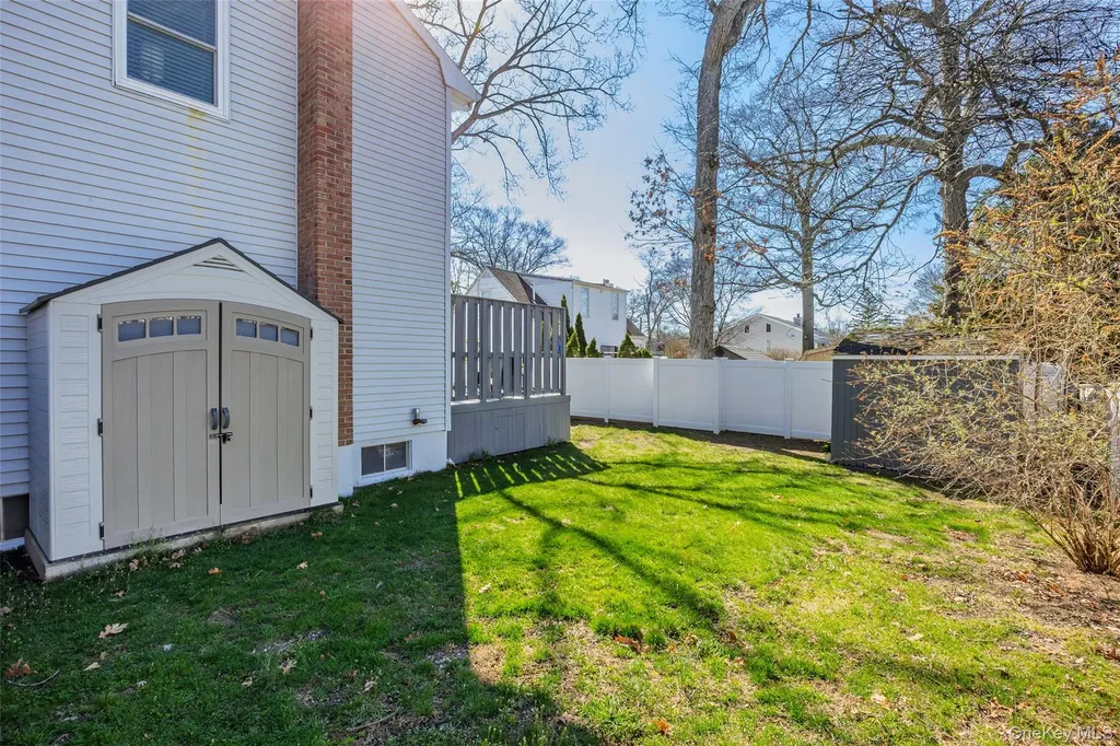 58 Freya Road Rocky Point NY 11778