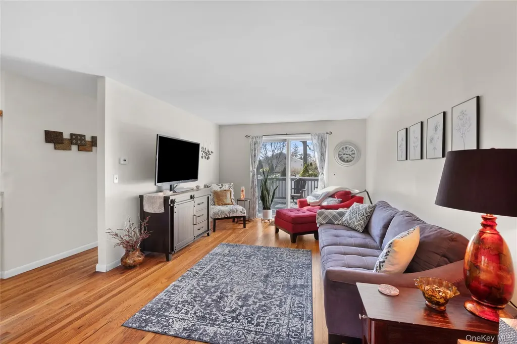 58 Freya Road Rocky Point NY 11778