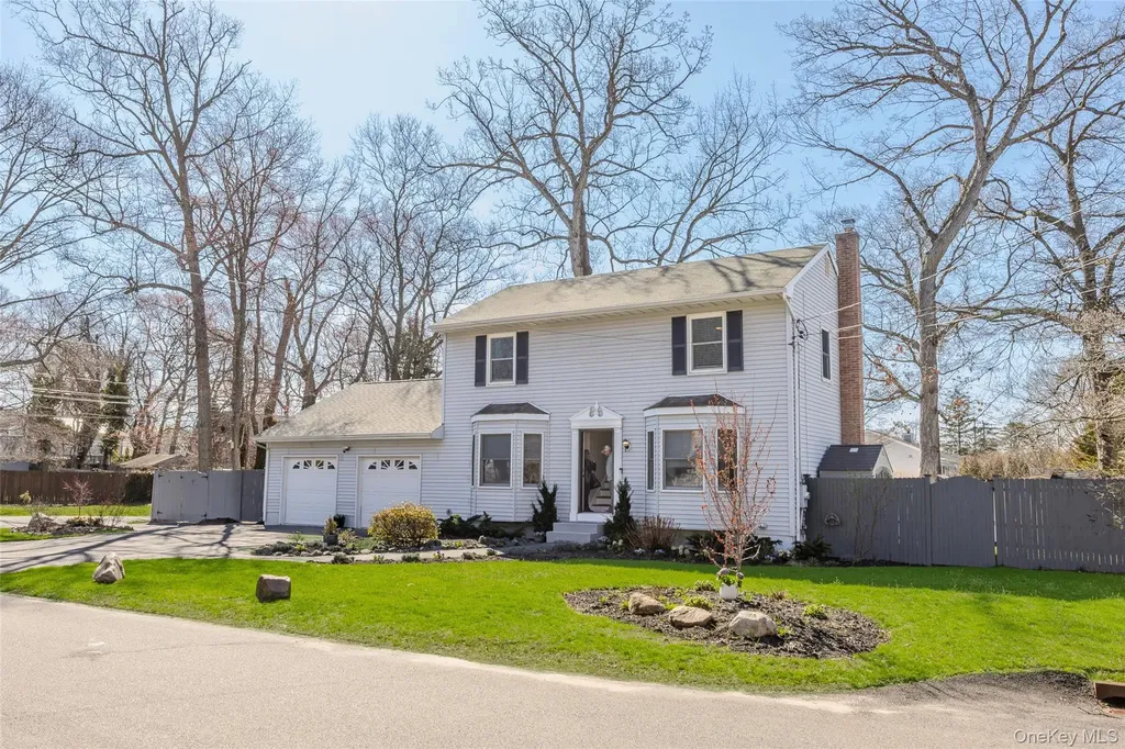 58 Freya Road Rocky Point NY 11778