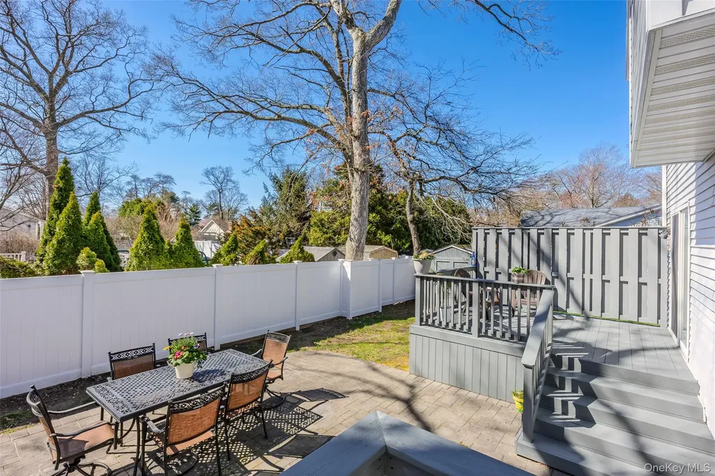 58 Freya Road Rocky Point NY 11778