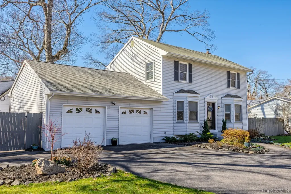 58 Freya Road Rocky Point NY 11778