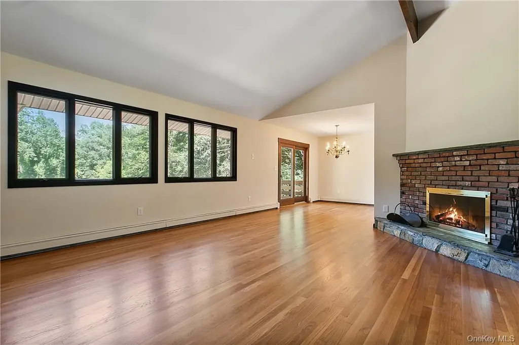 41 Old Deer Park Road Katonah NY 10536