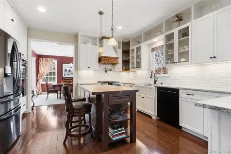6 Bassett Court Baldwin Place NY 10505