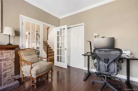 6 Bassett Court Baldwin Place NY 10505