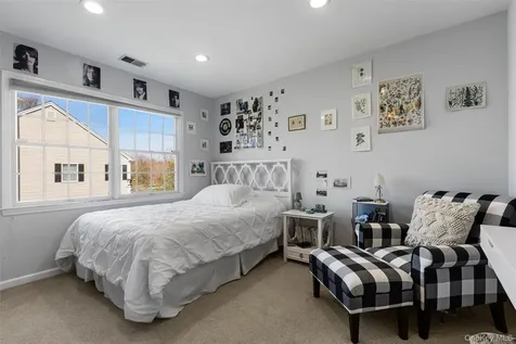 6 Bassett Court Baldwin Place NY 10505