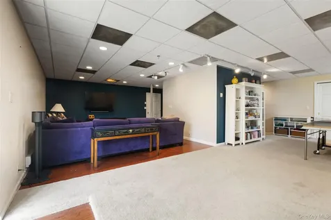 6 Bassett Court Baldwin Place NY 10505