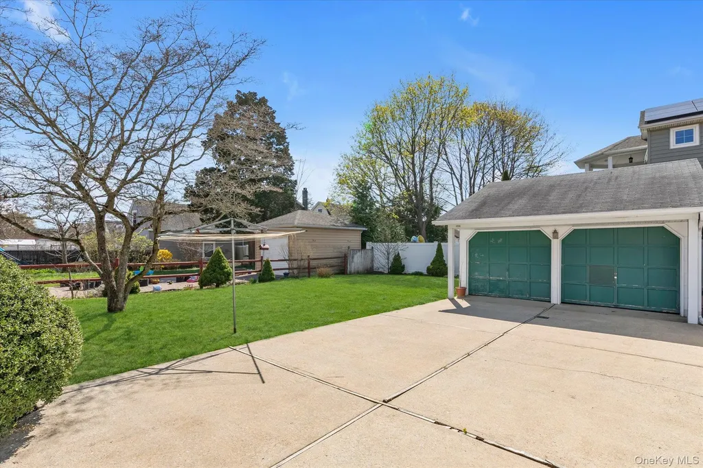 2530 Parkview Place Baldwin NY 11510