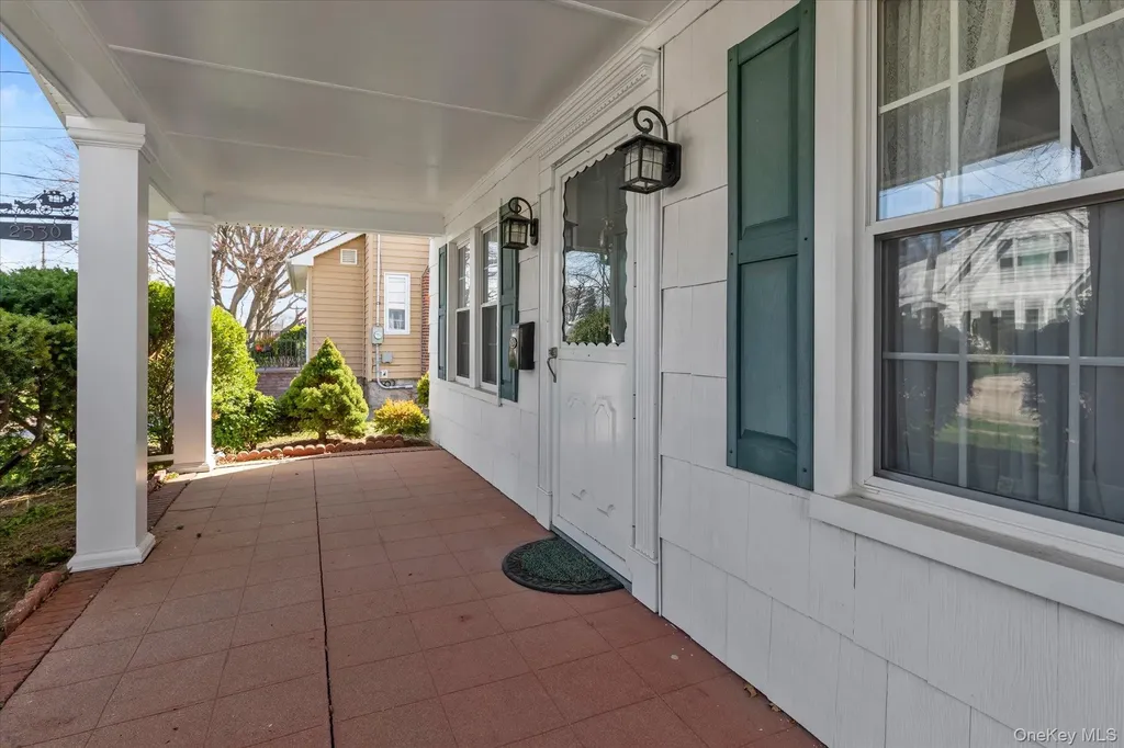 2530 Parkview Place Baldwin NY 11510