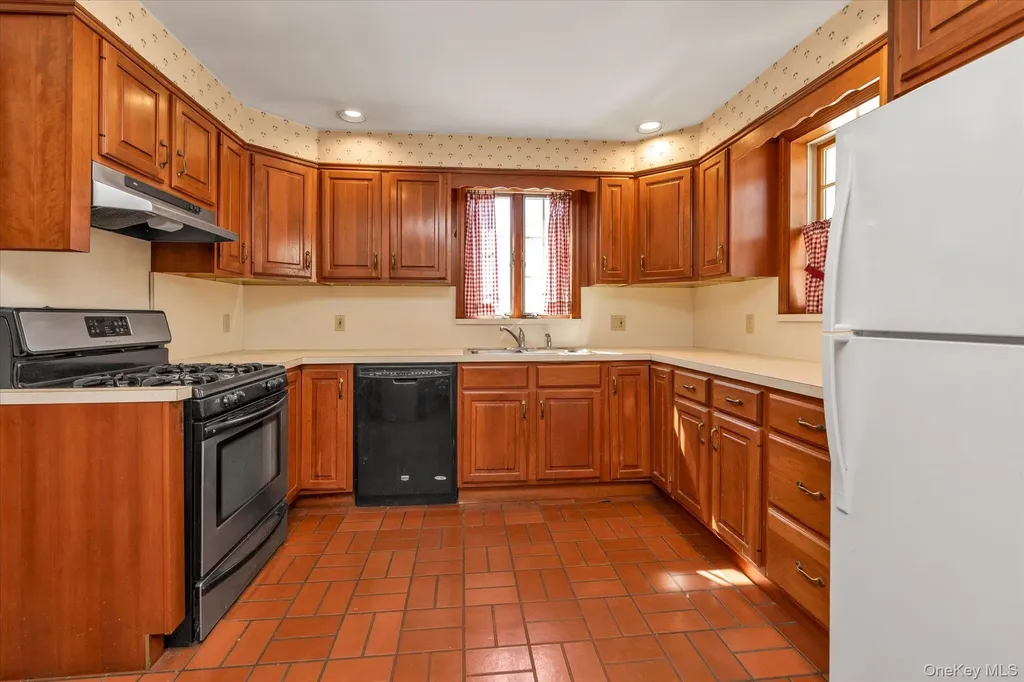 2530 Parkview Place Baldwin NY 11510