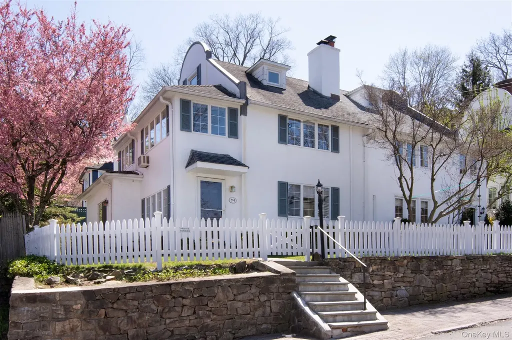 74 Kensington Road Bronxville NY 10708