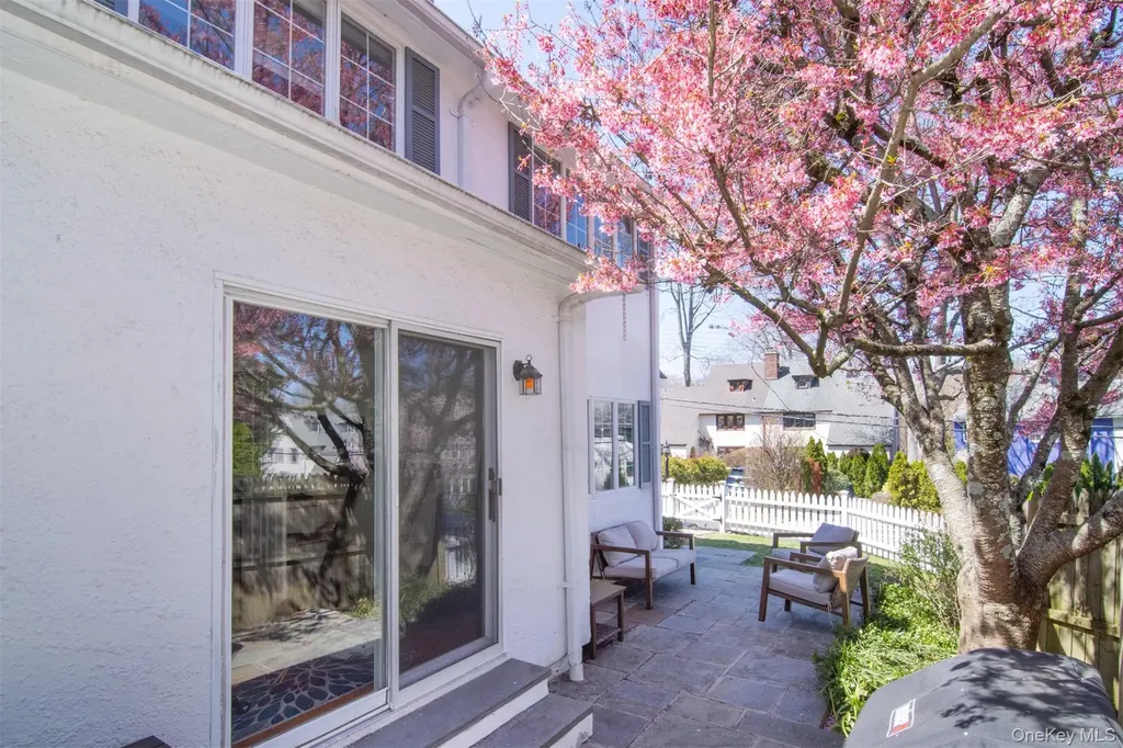 74 Kensington Road Bronxville NY 10708