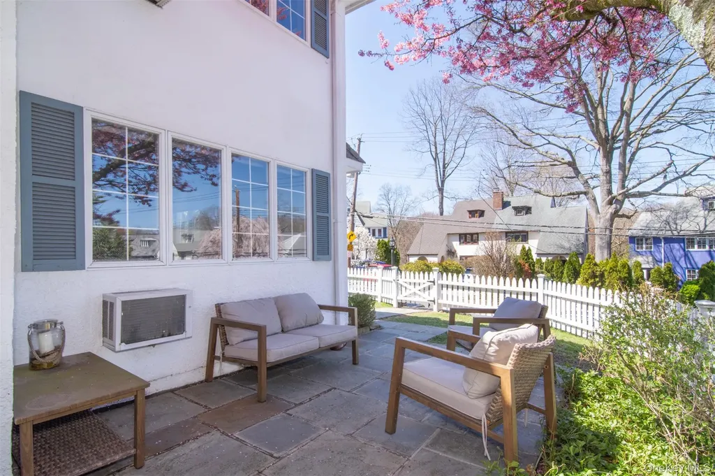 74 Kensington Road Bronxville NY 10708