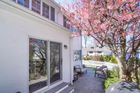 74 Kensington Road Bronxville NY 10708