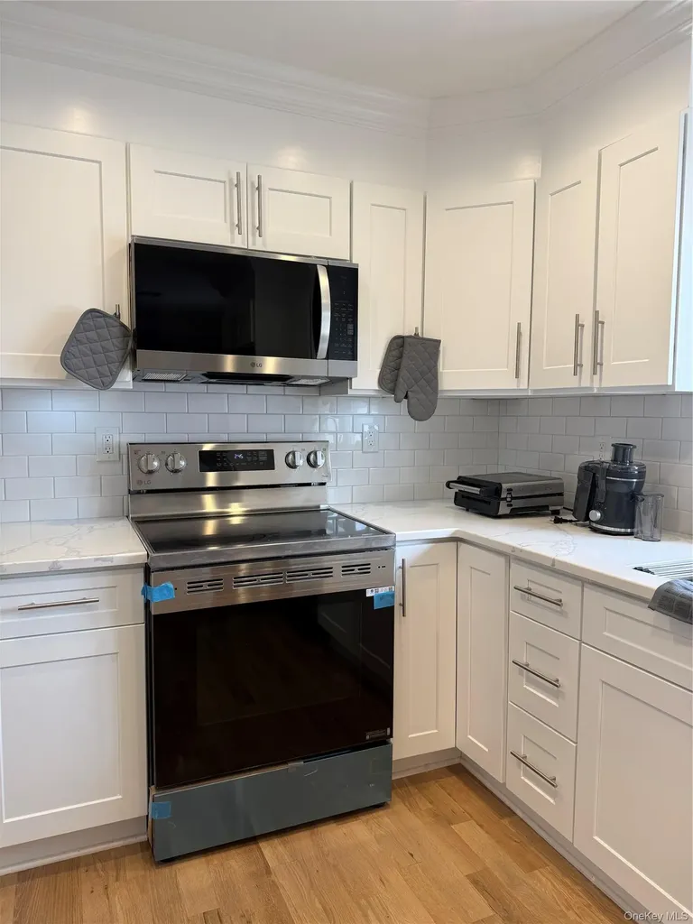 165 Lynbrook Drive Mastic Beach NY 11951