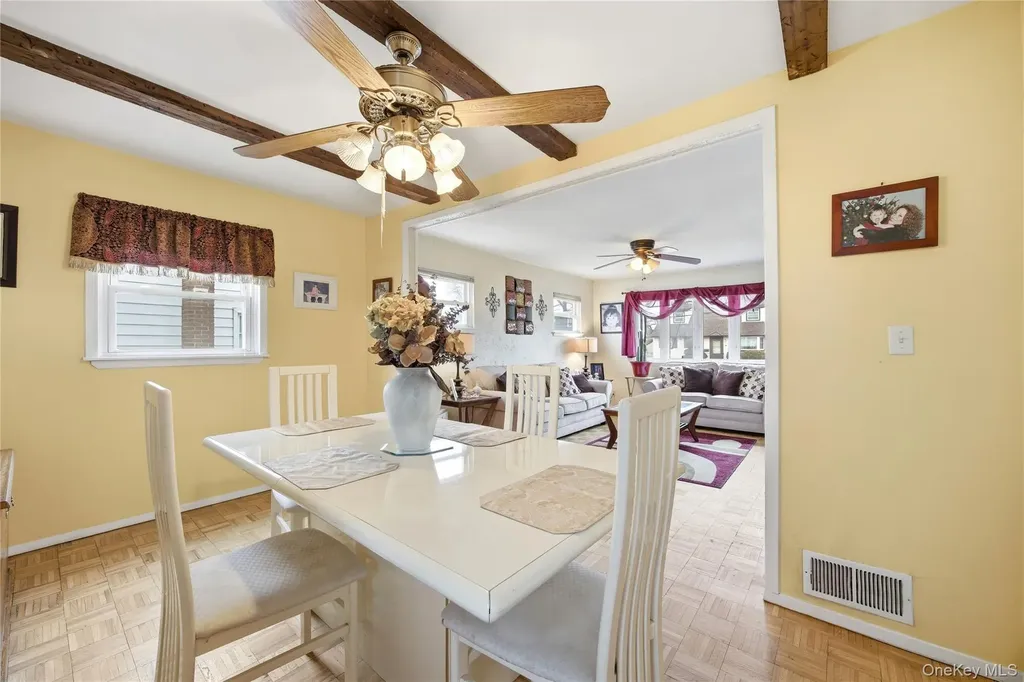 112 Judith Lane Valley Stream NY 11580