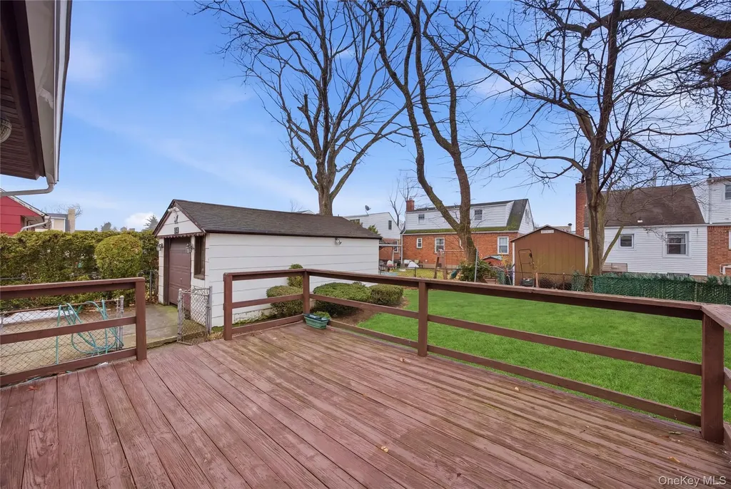 112 Judith Lane Valley Stream NY 11580