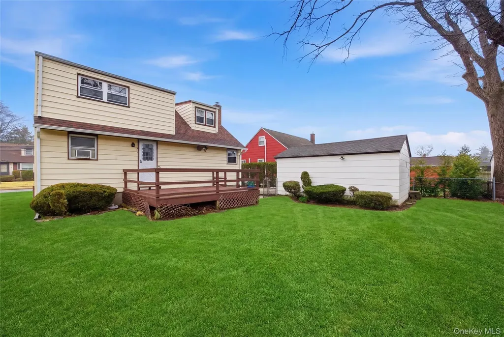 112 Judith Lane Valley Stream NY 11580