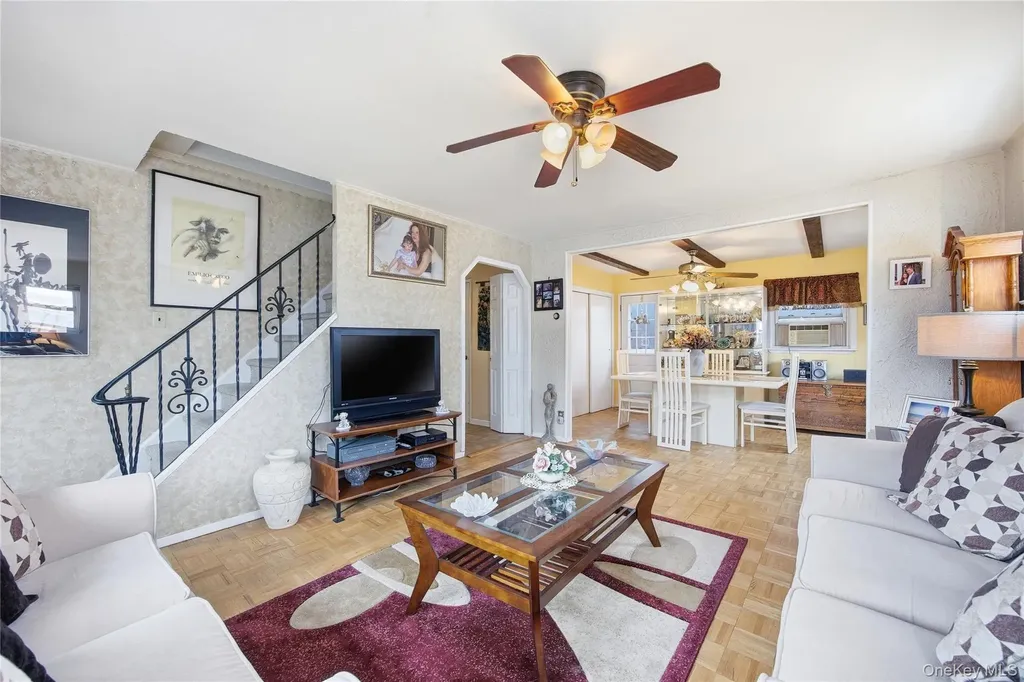 112 Judith Lane Valley Stream NY 11580