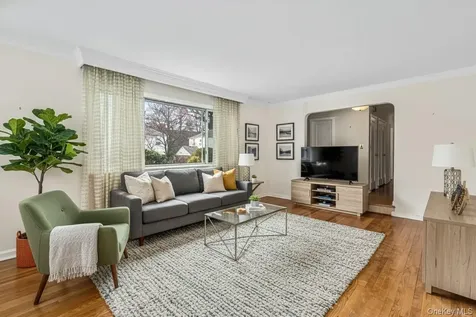 213-06 Richland Avenue Oakland Gardens NY 11364