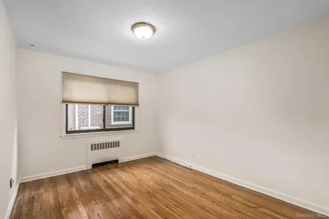 213-06 Richland Avenue Oakland Gardens NY 11364