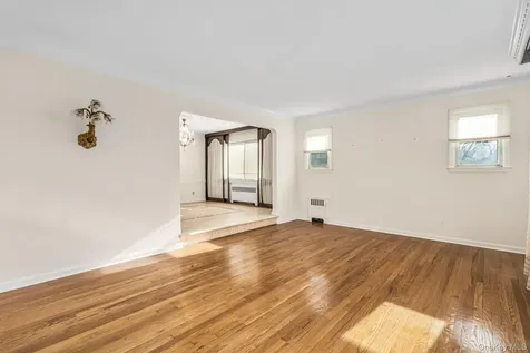 213-06 Richland Avenue Oakland Gardens NY 11364