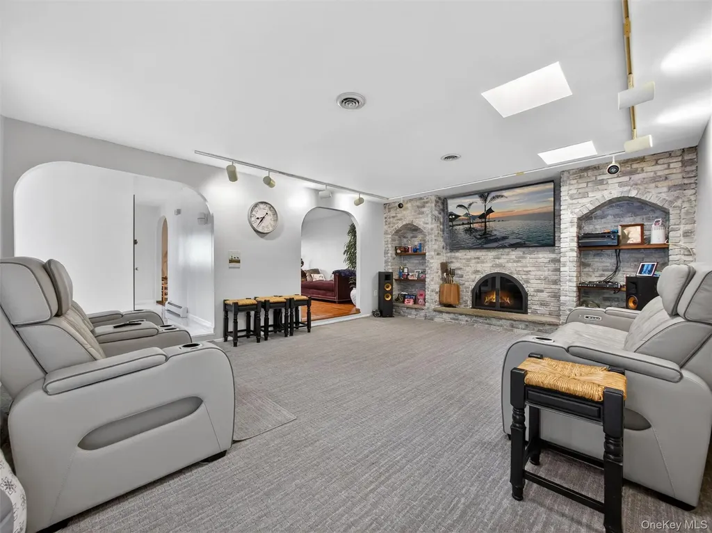 7 Bell Court Suffern NY 10901