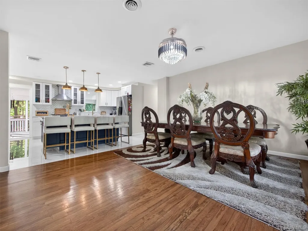 7 Bell Court Suffern NY 10901