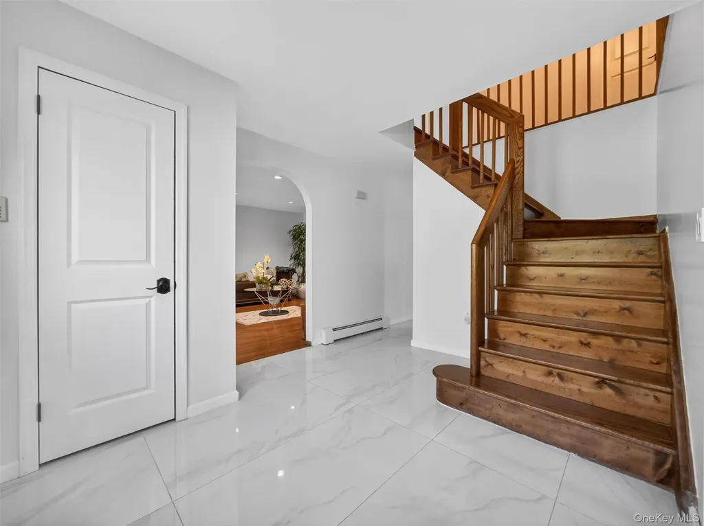7 Bell Court Suffern NY 10901