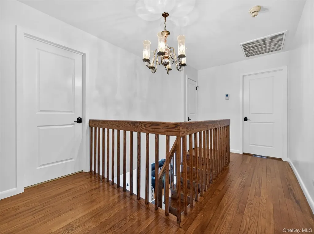 7 Bell Court Suffern NY 10901