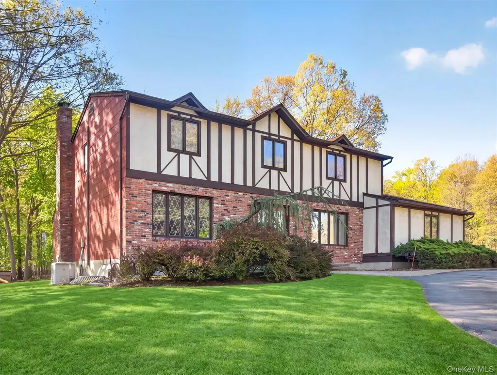 7 Bell Court Suffern NY 10901