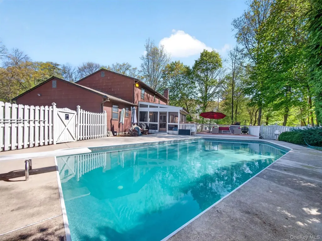 7 Bell Court Suffern NY 10901