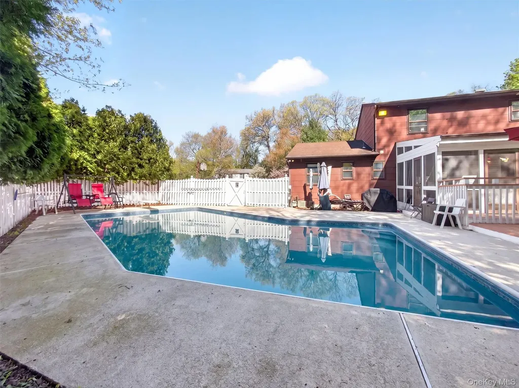 7 Bell Court Suffern NY 10901