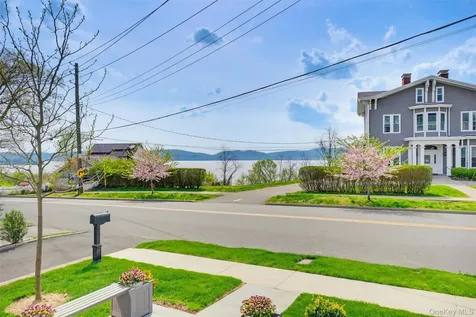 40 Grand Street Croton-on-hudson NY 10520