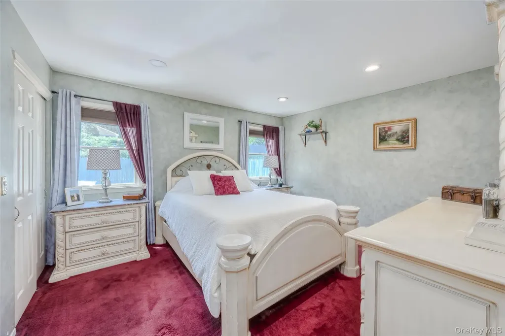4 Awixa Place Selden NY 11784