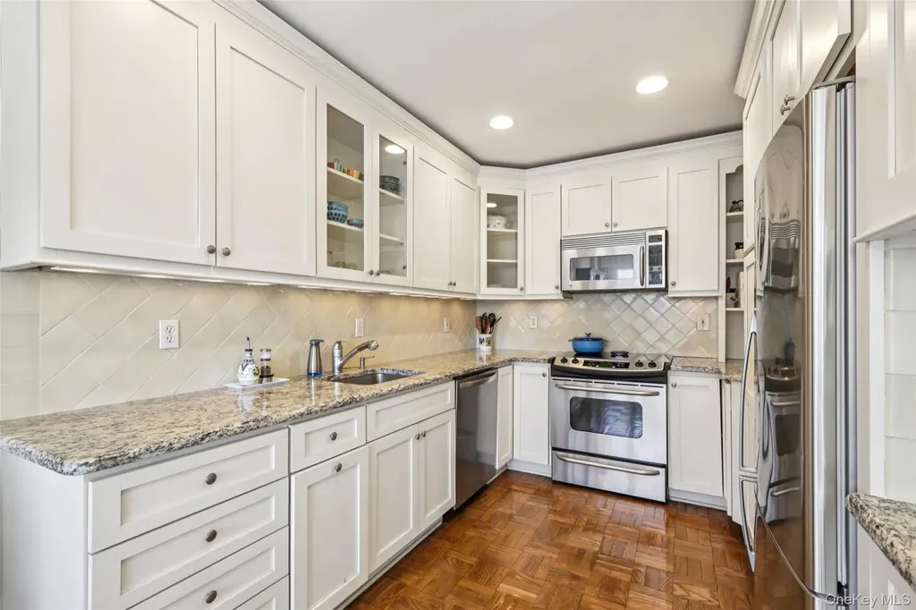 2 Salisbury Point Nyack NY 10960