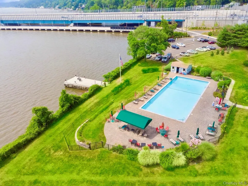 2 Salisbury Point Nyack NY 10960