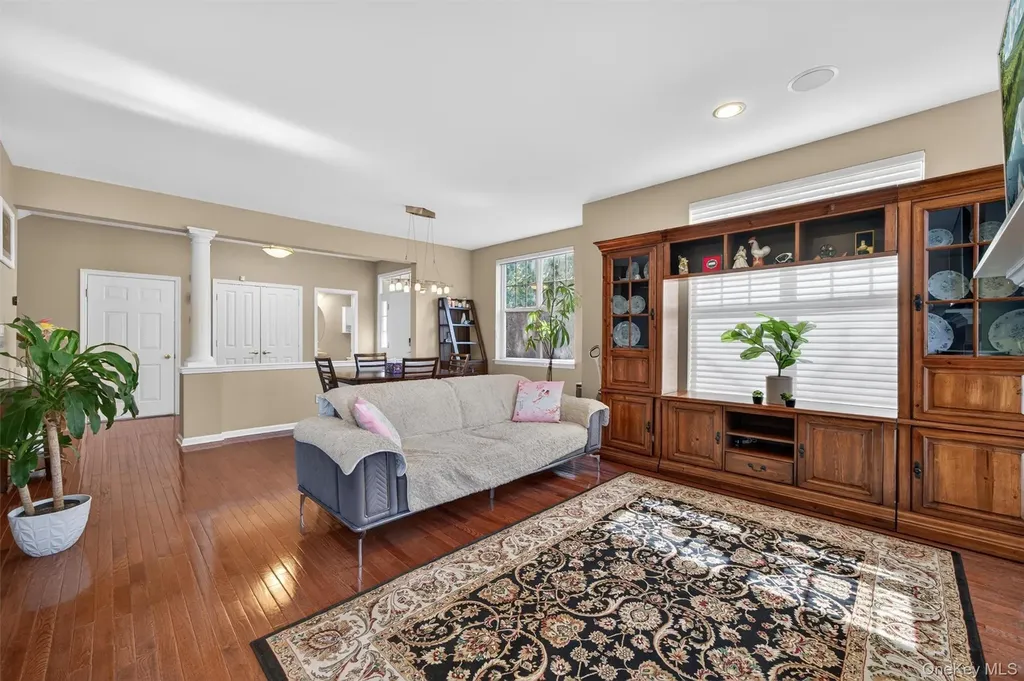 38 Putters Way Middletown NY 10940