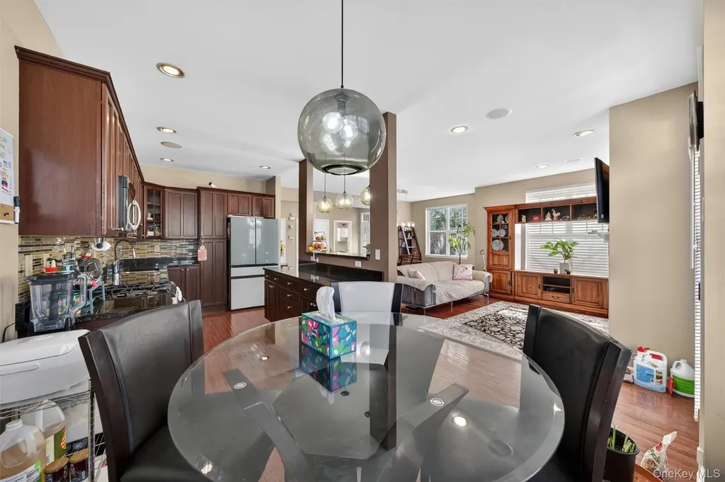 38 Putters Way Middletown NY 10940