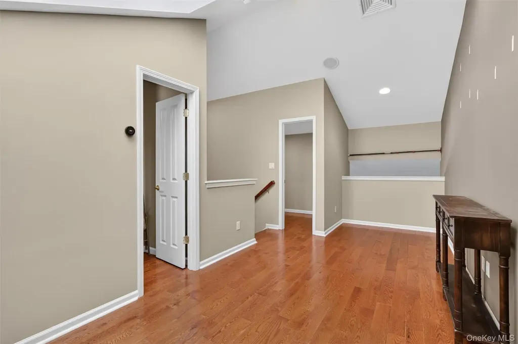 38 Putters Way Middletown NY 10940