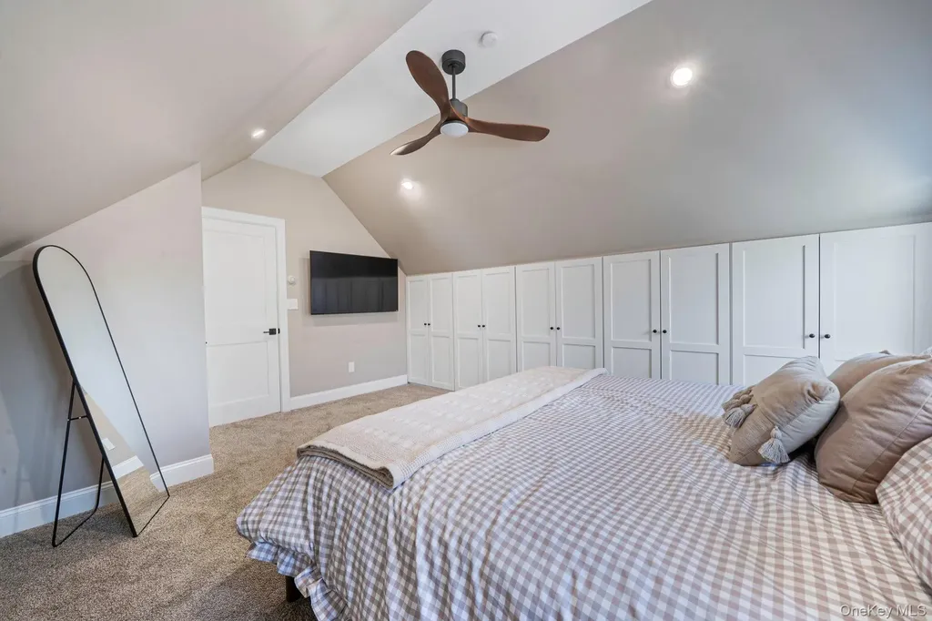 9 Copper Lane Levittown NY 11756