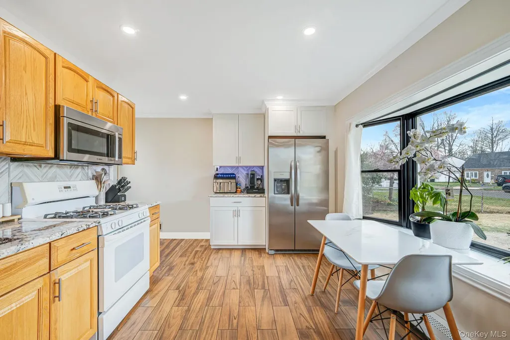 9 Copper Lane Levittown NY 11756