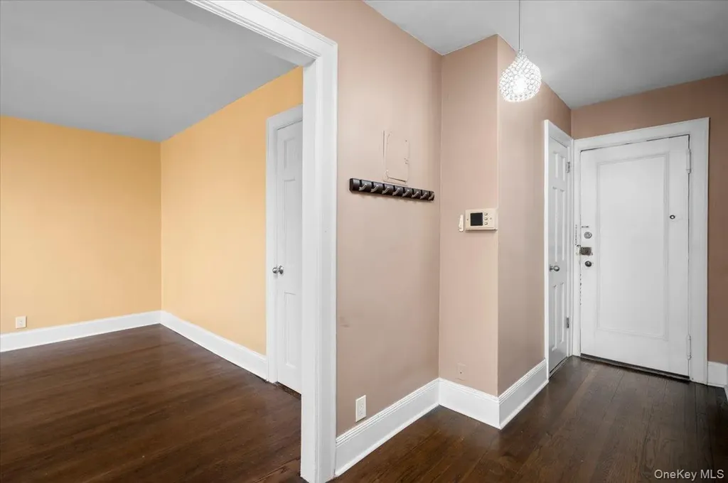 412 Munro Avenue Mamaroneck NY 10543